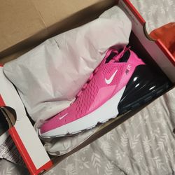 Brand New Nike Air MAX 270 7y