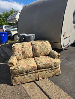 Love seat
