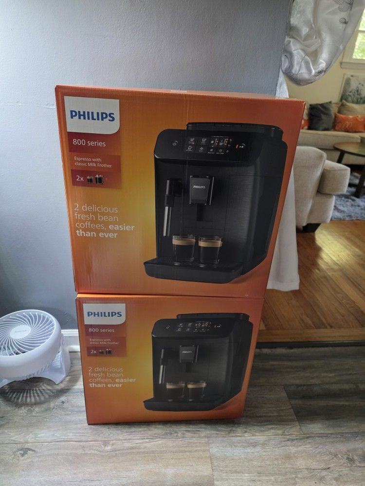 Philips 800 Series Fully Automatic Espresso Machine with Milk Frother