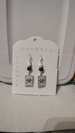 Loteria Aretes. $2. Each.