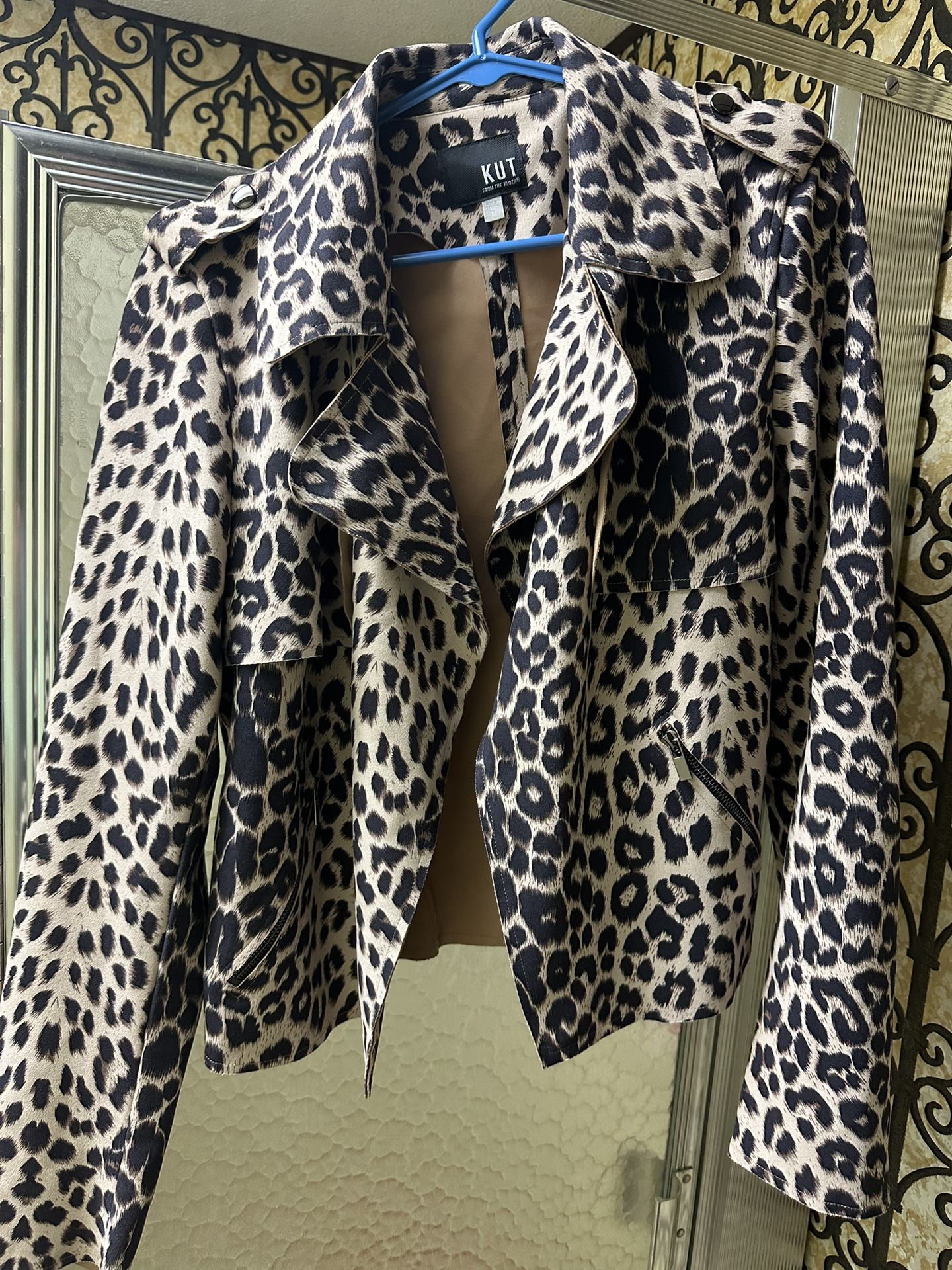 KUT from The Kloth Women’s Moto Jacket Size Medium Leopard Cheetah