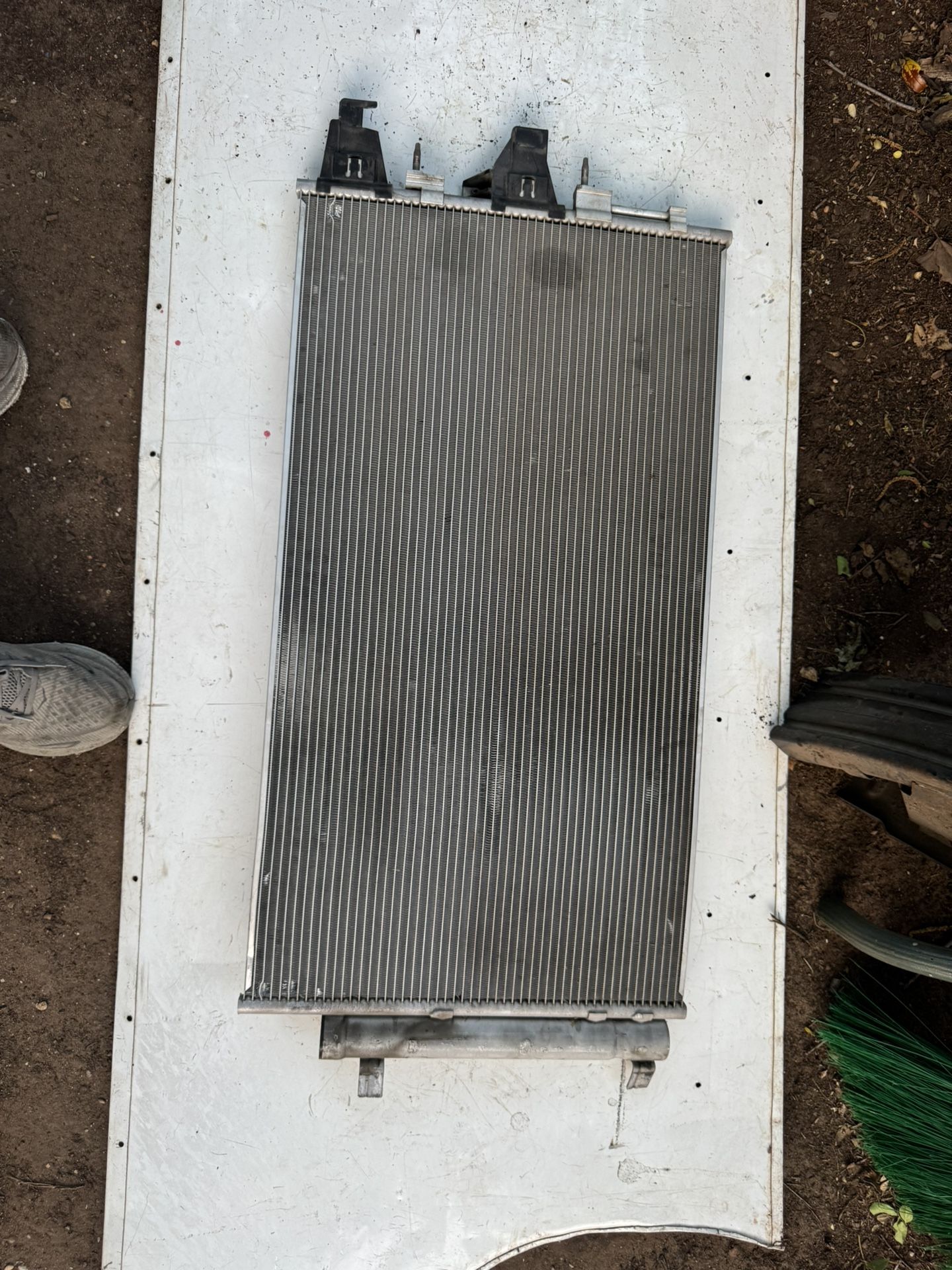 2021-2024 Chevy Tahoe And Suburban Condenser