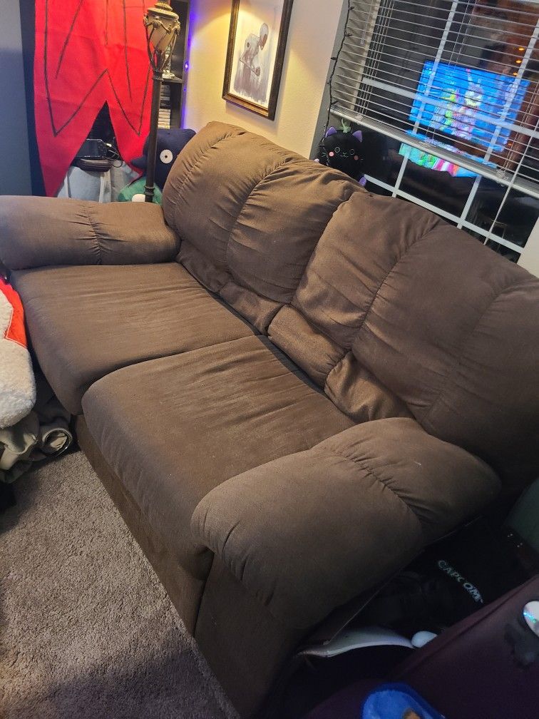 Brown/Grey Sofa In Great Condition. No Tears/stains.