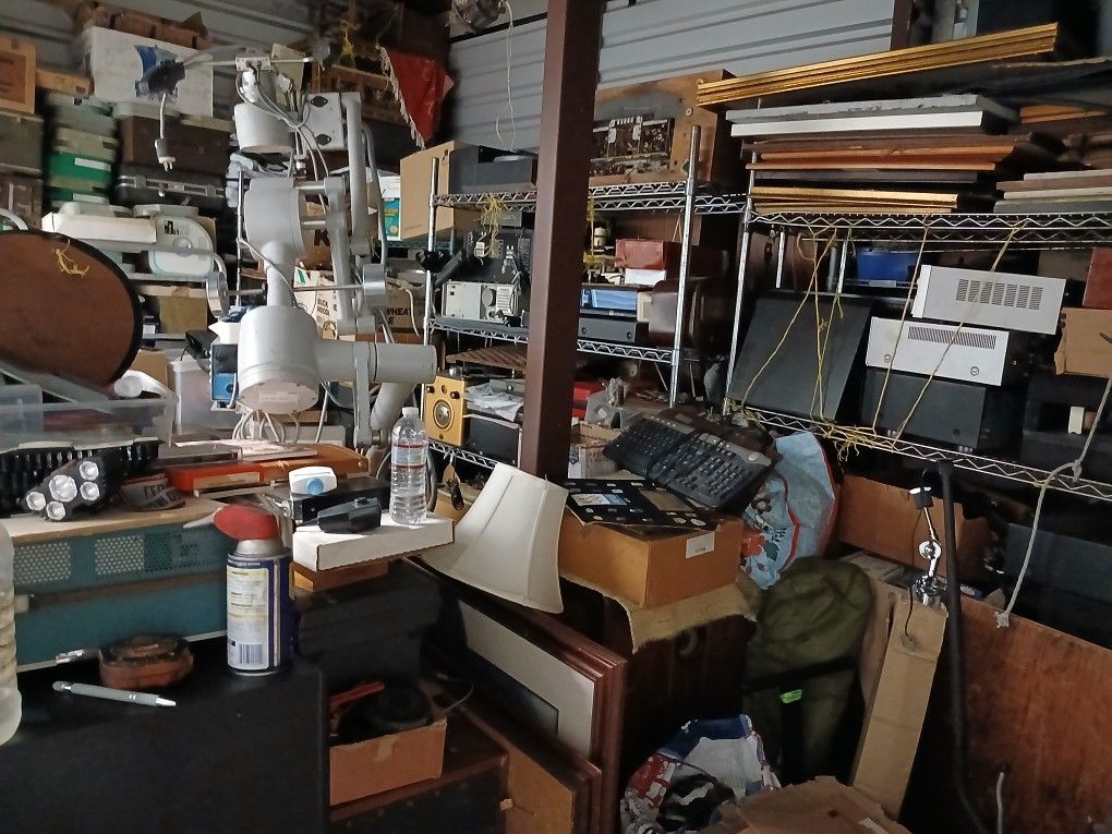 Vintage Audio Gear & Speakers.. Call 