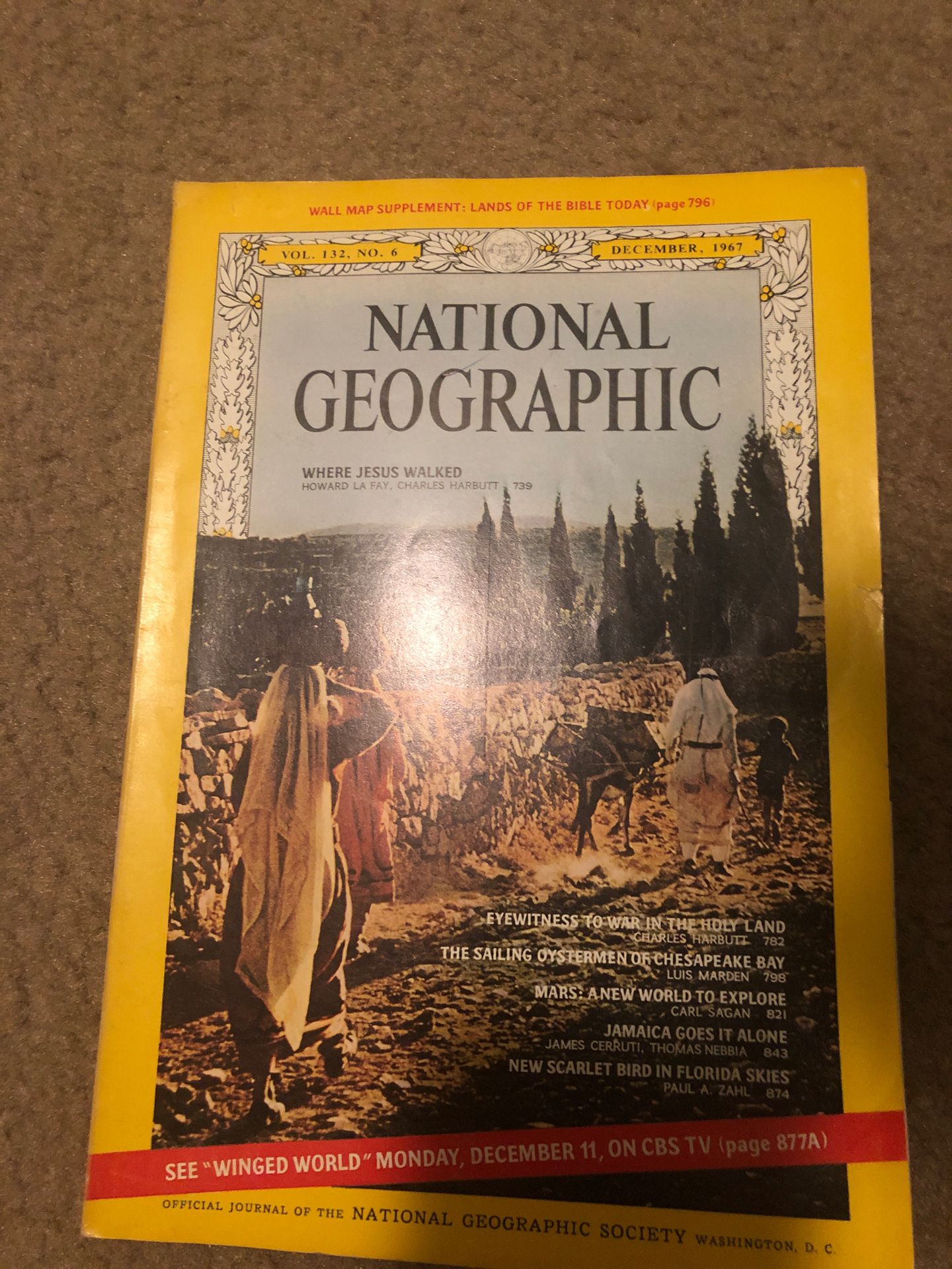 December 1967 National Geographic Magazine (no insert)