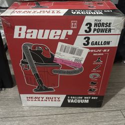 Bauer Wet/Dry Vacuum