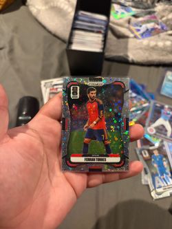 Fernan Torres disco prizm World Cup card