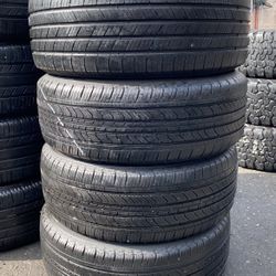 205/55R16 Marca Michelin En Perfectas Condiciónes De Vida 