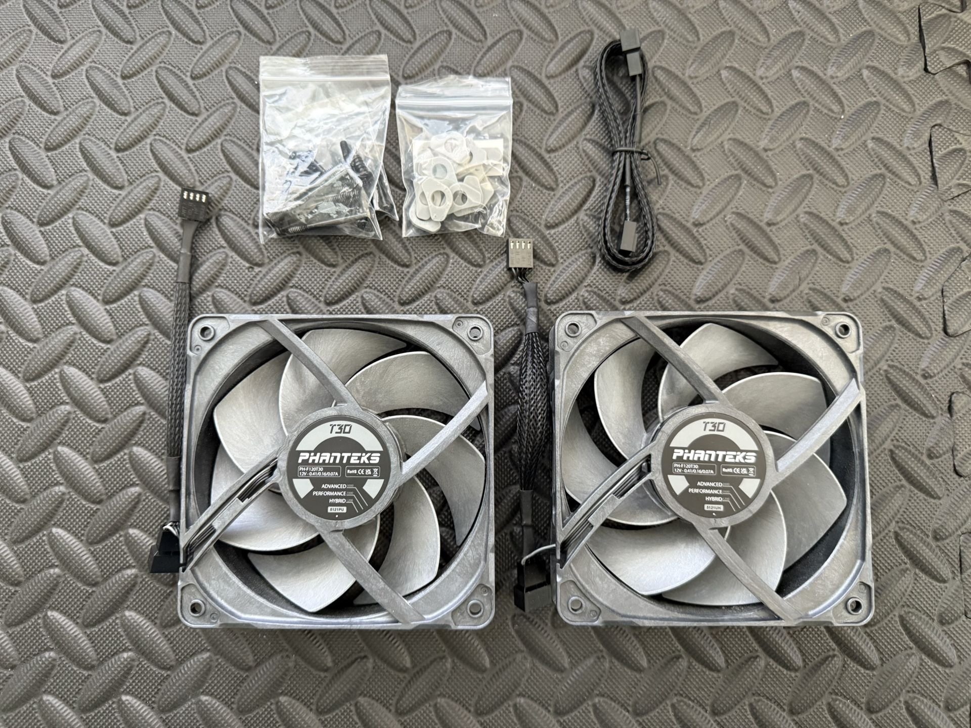 Phanteks T30 120mm Pc Fans (x2)