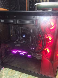 Custom Gaming PC Desktop (Ryzen 7 / 32GB RAM / RX 5700 XT)