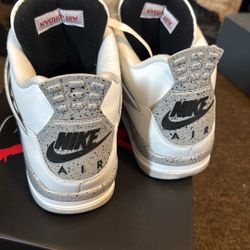 Jordan 4 