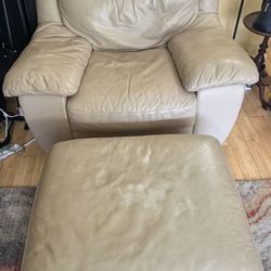 Tan leather sofa, couch and loveseat set.