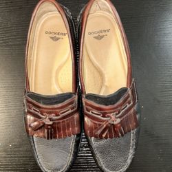  DOCKERS Mens Black/Brown Loafers with Tassels Size 11.5M Leather Shoes 90-7102
