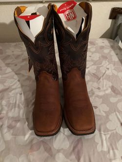 brown cowhide boots/ botas de piel