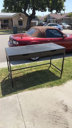 Free IKEA Kallax Desk
