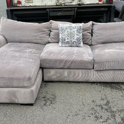 Sectional Couch 