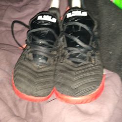 Kids Nikes Used Shoes
