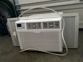 Window AC 10k BTU