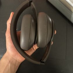 ONLY 100$ Beats Studio Pro (2025) Headphones