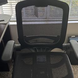 Gabrylly ergonomic office chair