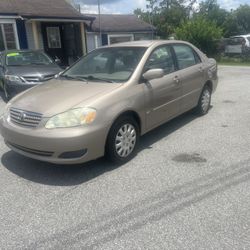 2 O O 5 TOYOTA COROLLA. 