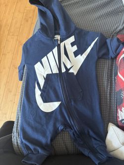 Nike Baby Infant Outfit Romper Size 3 Months 