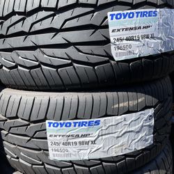 245/40R19 New Toyo Extensa HPII Tires