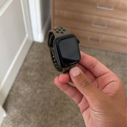 Apple Watch Series 7