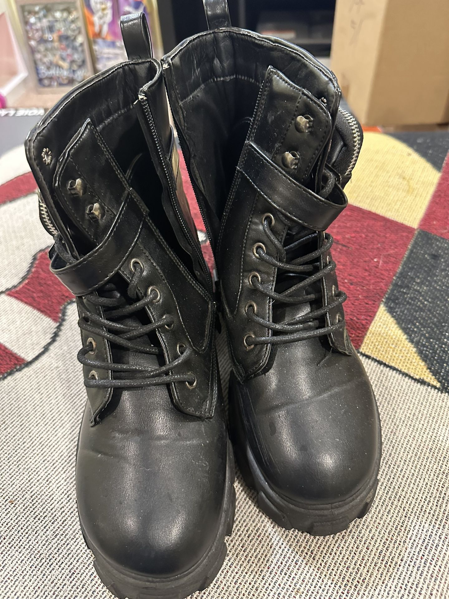 Yoki Combat Boots Women’s Size 10