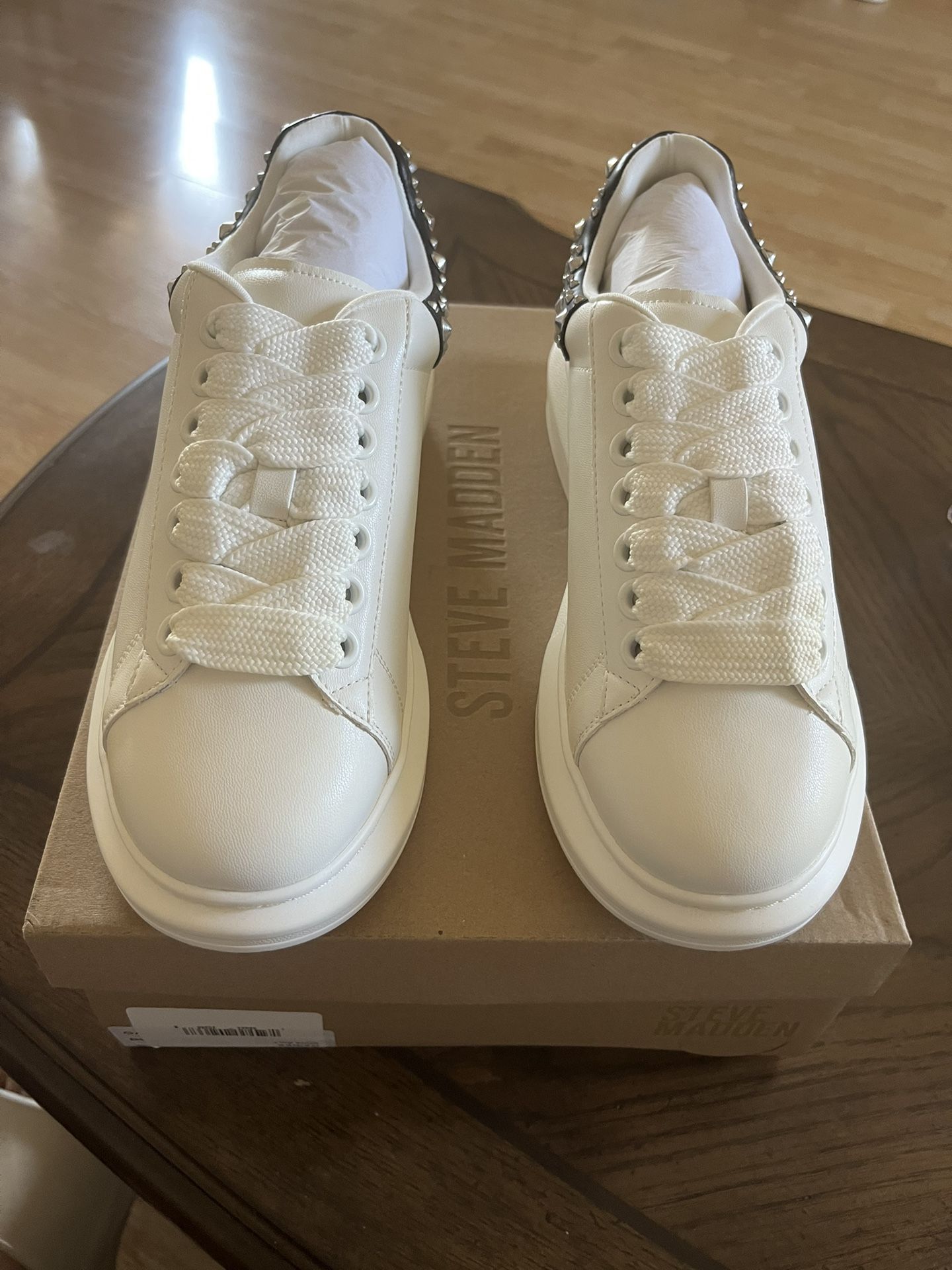 Steve Madden Women Sneaker