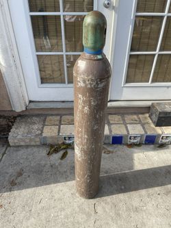 Helium Tank