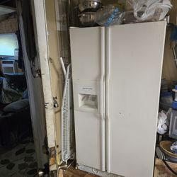 Refrigerator Freezer 