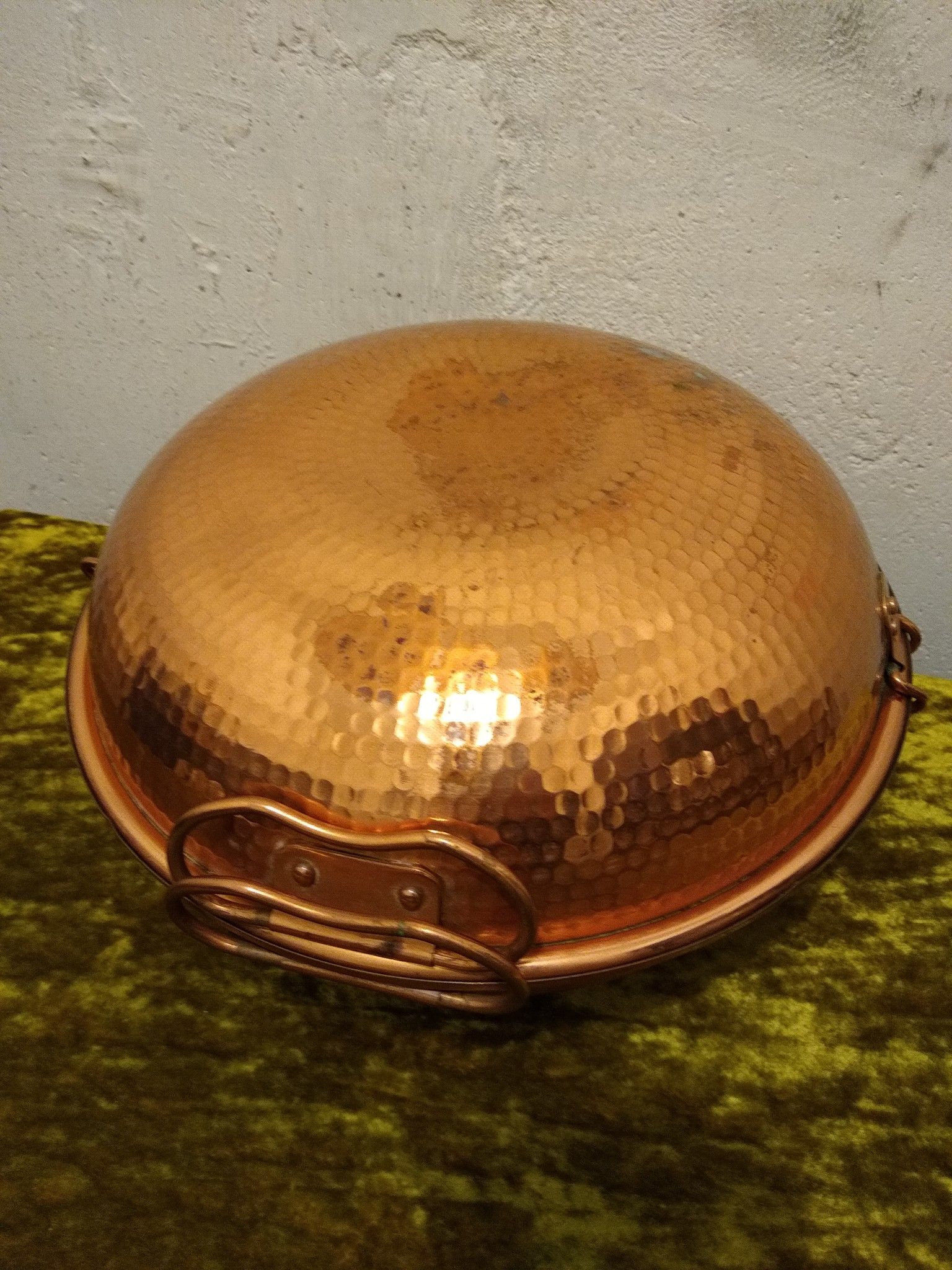 Vintage Metalutil Cataplana Hammered Copper Pan Seafood Steamer Made in Portugal 11" Diameter.