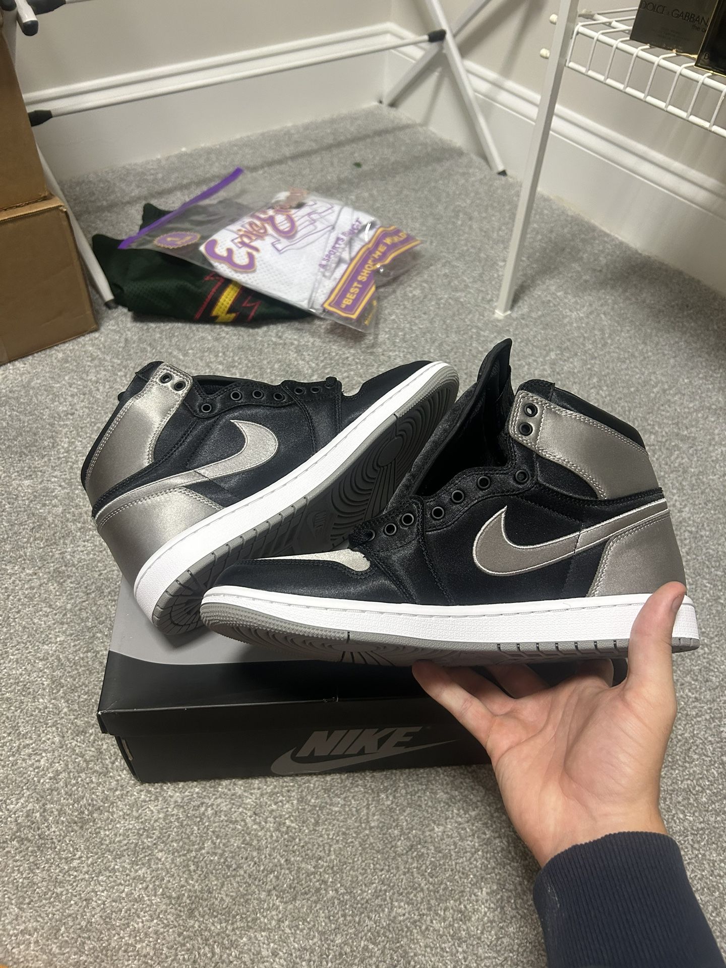 DS Jordan 1 Retro High OG Satin Shadow (9M/10.5W) 