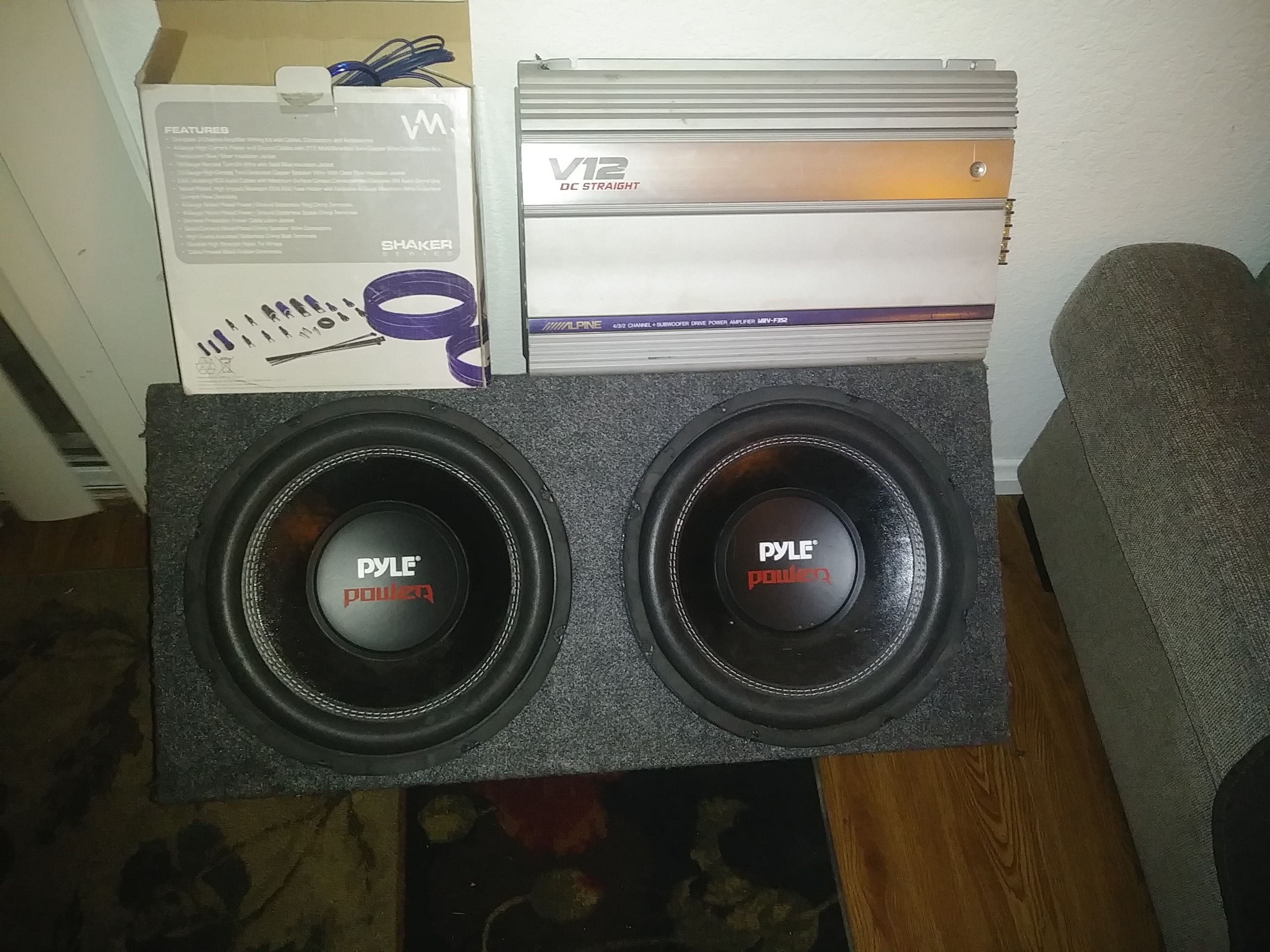 Amp and Subwoofers