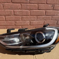 2017-2018 Hyundai Elantra headlight LH