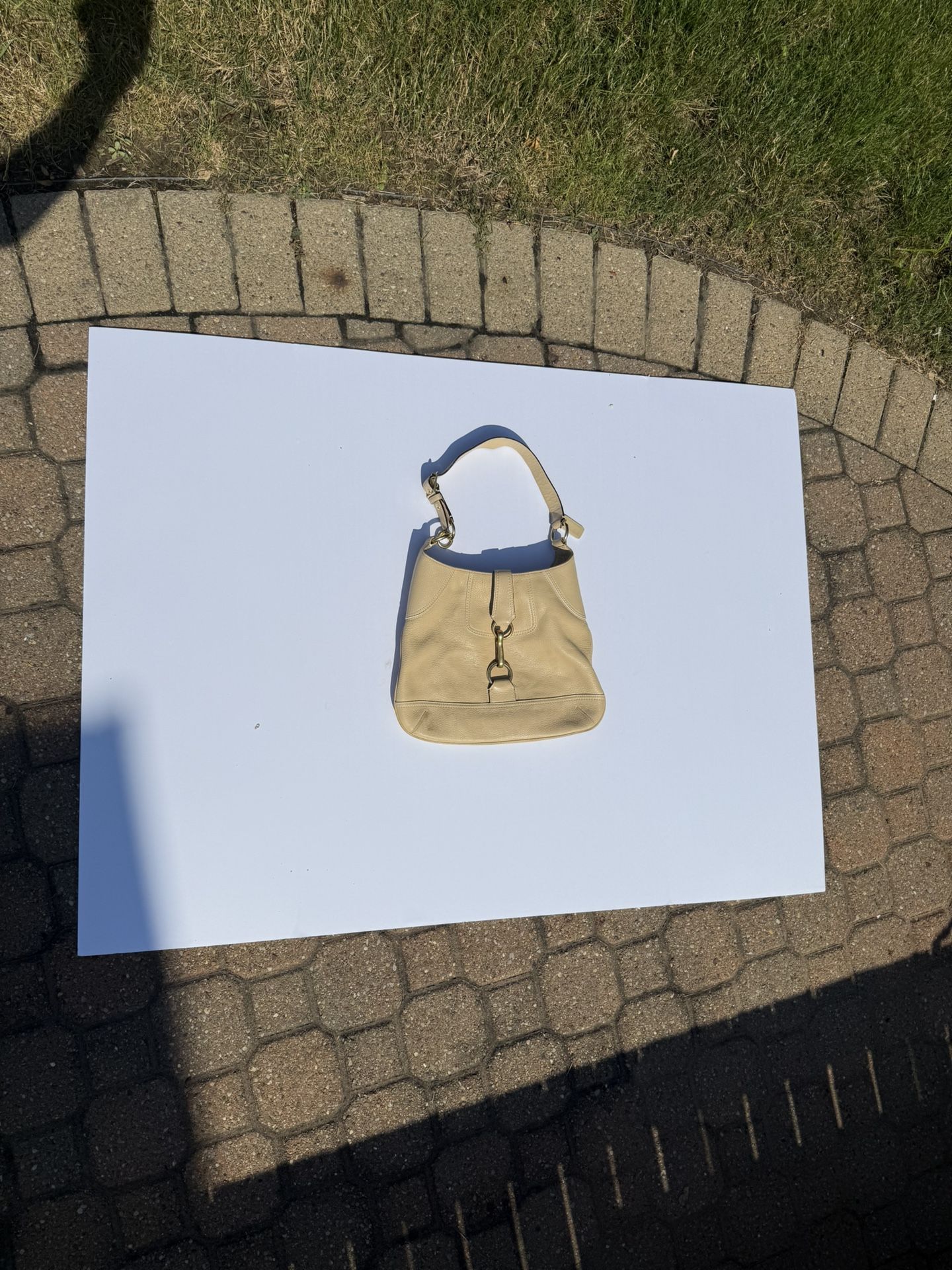 Coach Beige Leather Hobo Shoulder Bag Gold Hardware Vintage Style