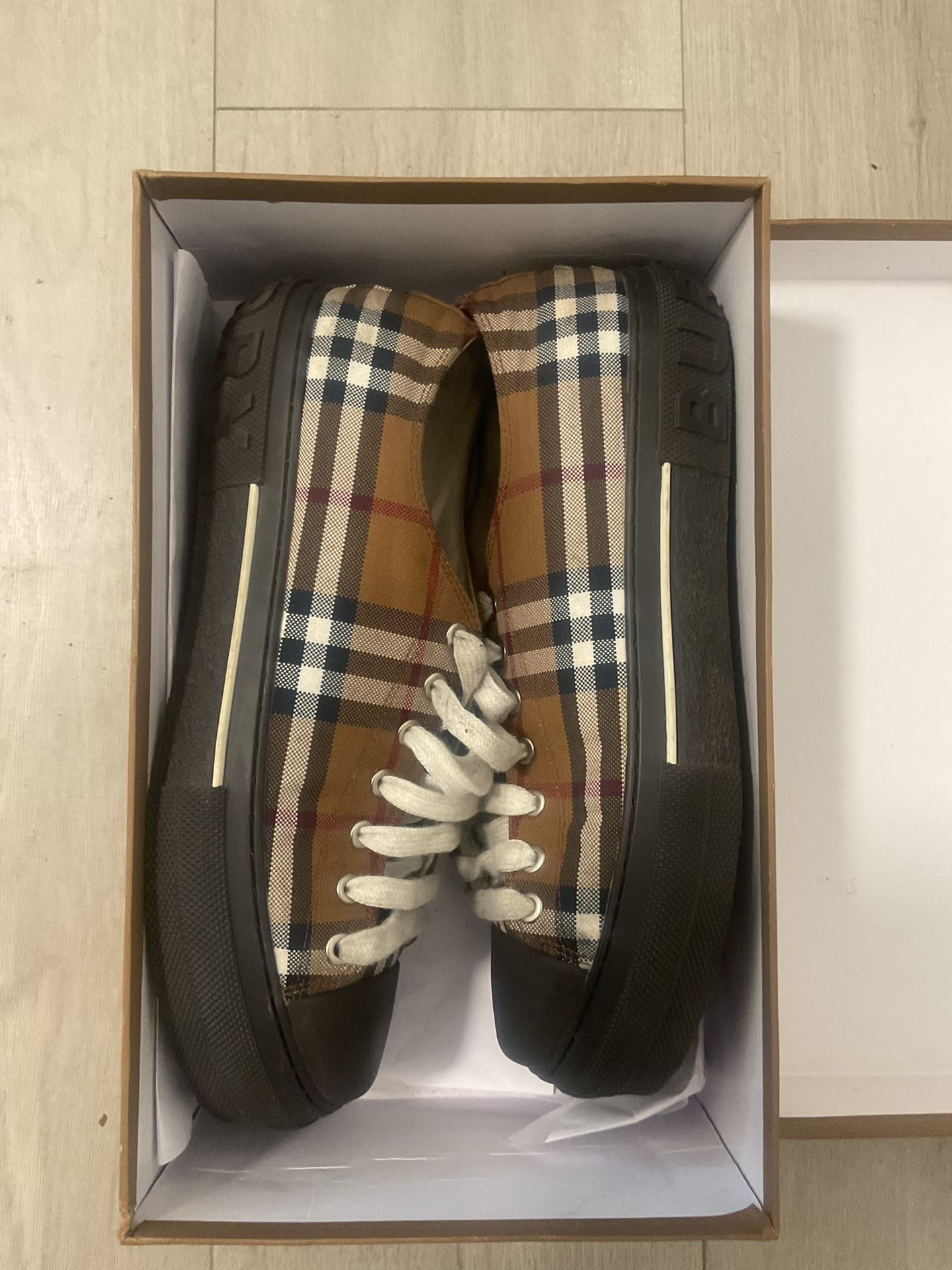 Burberry Shoes