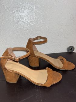 Brown suede heel size 7