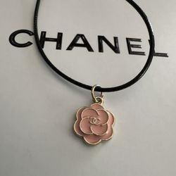 Beautiful Chanel Camellia Pink Zipper Pull Charm