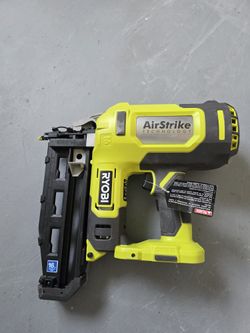 RYOBI CORDLESS NAIL