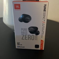 JBL Tune 130NC 