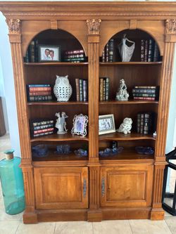 Ethan Allen bookshelf.