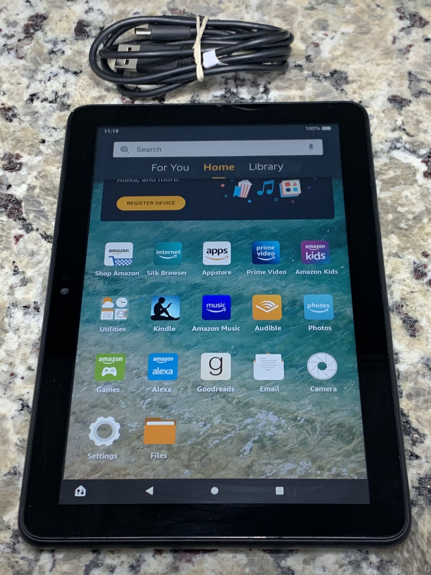 AMAZON FIRE HD 8 TABLET
