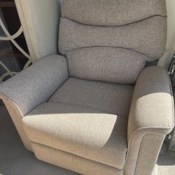 Fabric Pushback Recliner