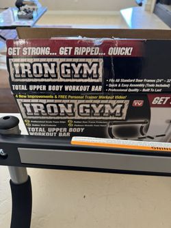 Iron gym pull up bar