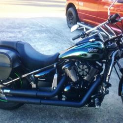 Kawasaki Vulcan 900