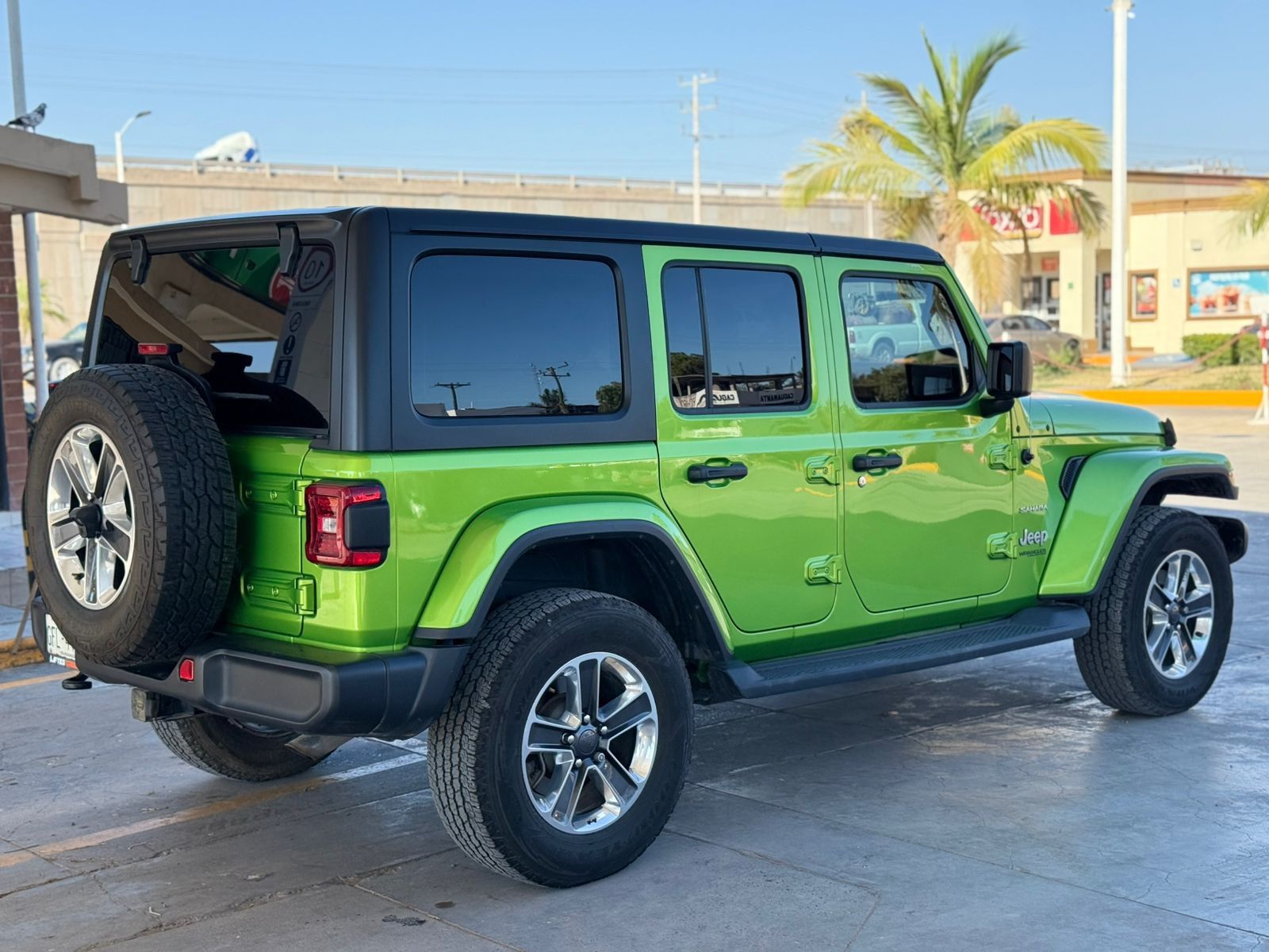 Hard Top Complete Sahara 2018 Jl