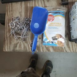 Miscellaneous Dog Itens