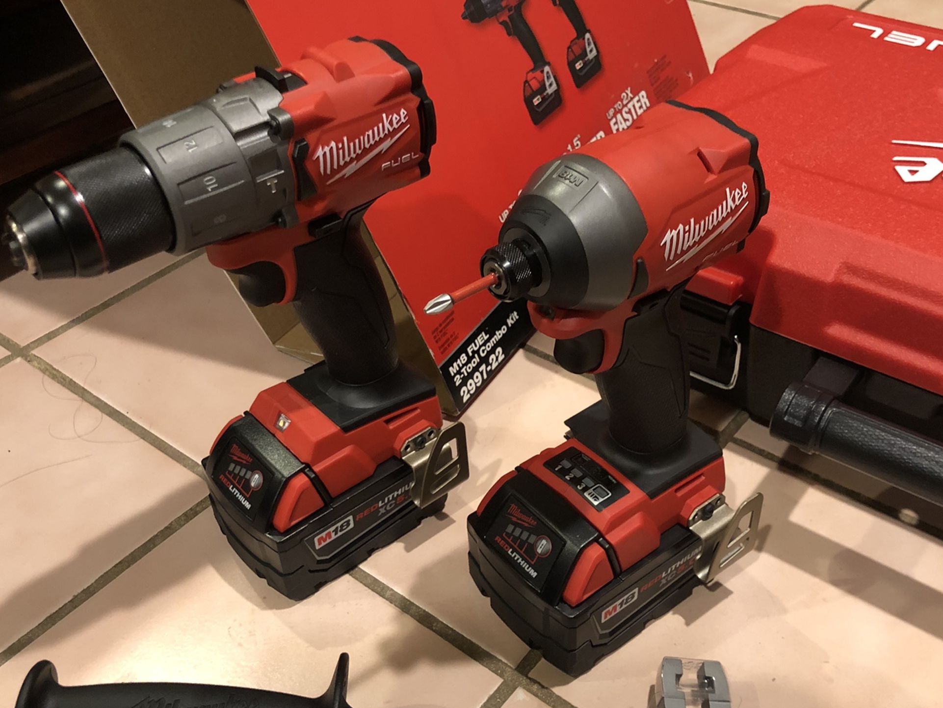 Milwaukee M18 Hammer Drill & Impact Driver Combo Kit with Two 5ah Battery And Charger